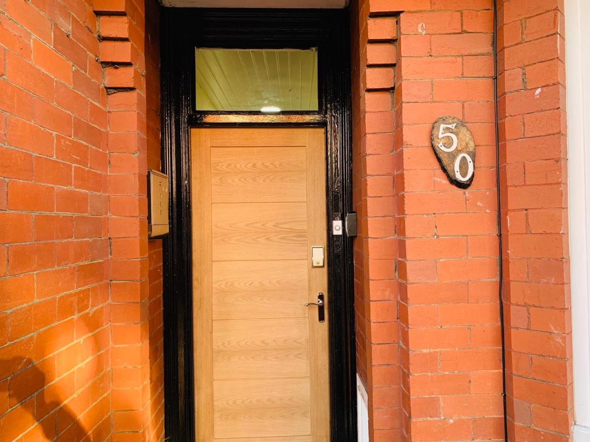 50 Mayford Road Hotel Manchester Exterior photo